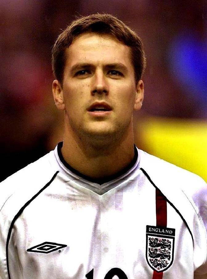 马克莱莱、卡塞米罗离队！皇马重商业轻竞技，冒险换血能否填补空缺？